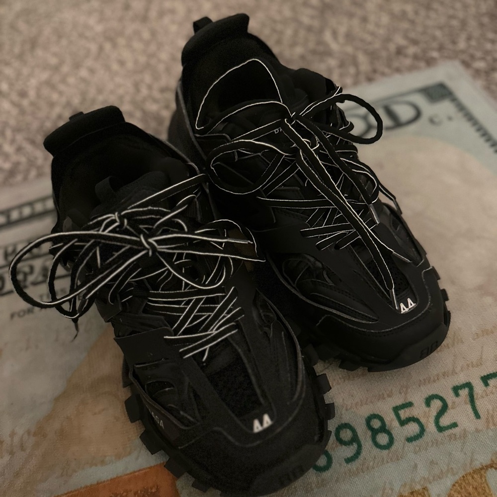 Balenciaga Tracks